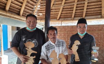 Penatah Wayang Sasak yang tak menjangkau generasi