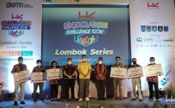 Sekolah disepanjang rute HK Endurance Challenge Lombok Series, dapat bantuan pendidikan