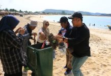 Pariwisata berbenah, Forwan Pro NTB turun aksi bersih pantai