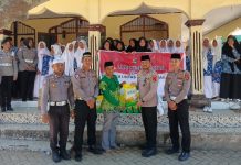 Satlantas Polres Sumbawa Barat bhakti sosial di Ponpes dan Panti Asuhan, kado hari jadi 70 tahun