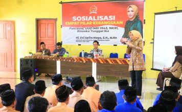 Evi Apita Maya buka jendela wawasan santri di Lombok Barat dengan 4 Pilar Kebangsaan