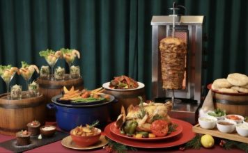 Christmas Tree Lighting Ceremony hidupkan kehangatan natal di Sheraton Senggigi