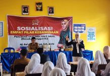 Pelajar SMP Lombok Tengah didoktrin 4 Pilar Kebangsaan oleh Senator Evi Apita Maya