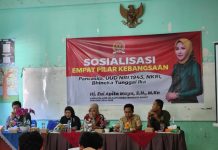 Serunya sosialisasi 4 pilar kebangsaan ala senator Evi Apita Maya